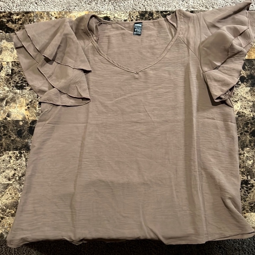 SHEIN Tan Short Ruffled Blouse Size M